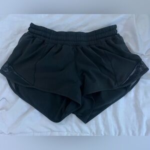 Lululemon Black Hotty Hot shorts! 2.5